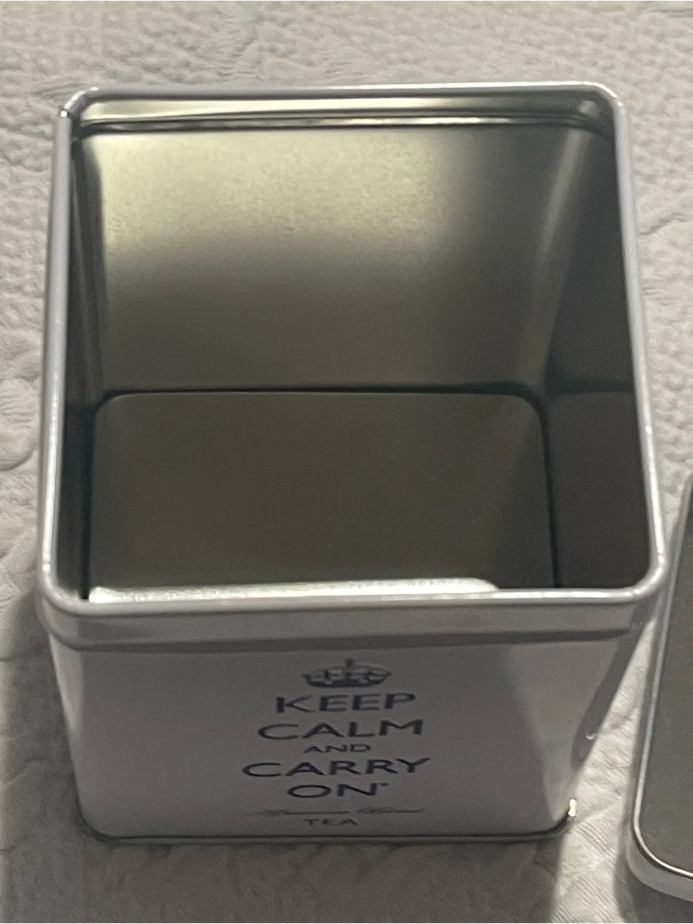 Keep Calm and Carry On White Tea Tin - Afternoon Blend Tin only 3.5” High 3x3 UK
